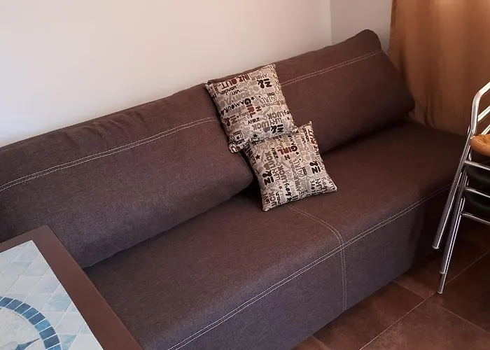 Abelia Regina * Солнечный берег